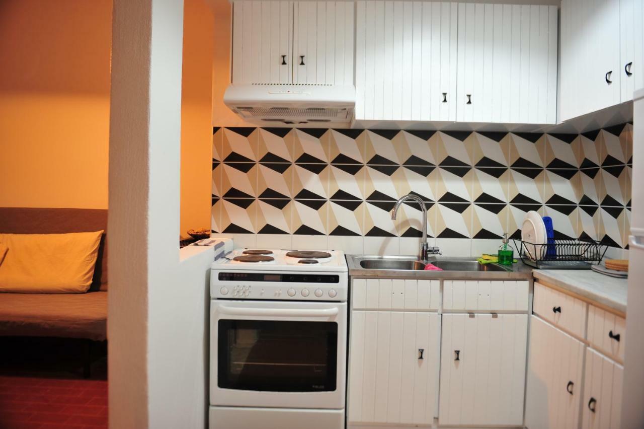Apartment 99 Néa Péramos 外观 照片